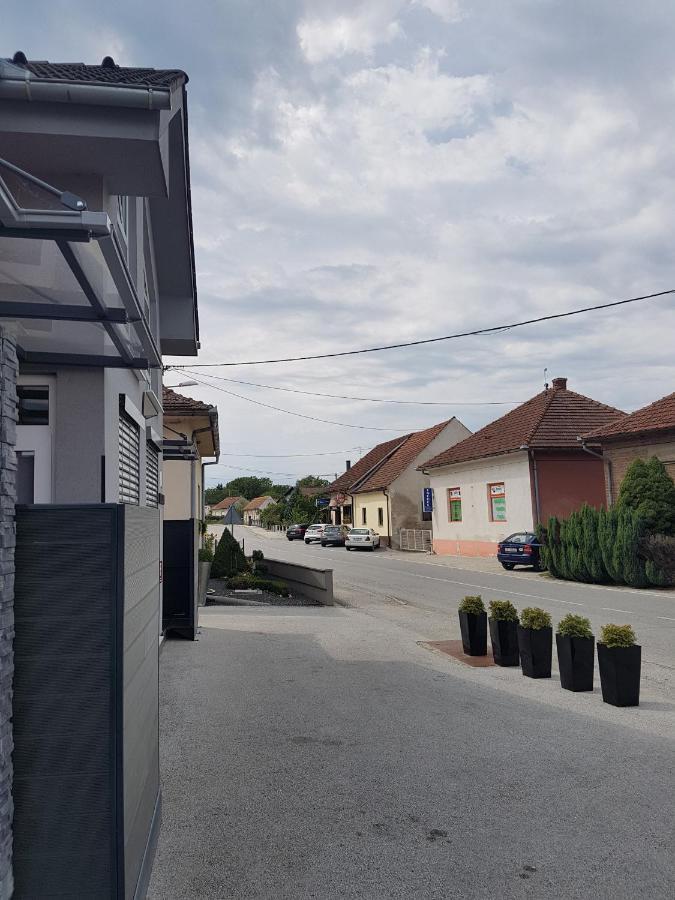 Apartments Bogdan Sveti Martin Na Muri Exterior photo